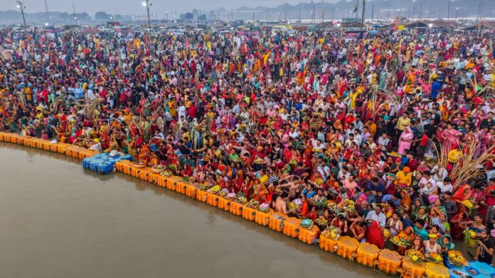 Record Number Of Devotees At Maha Kumbh Mela, Record Number Of Devotees, Devotees At Maha Kumbh Mela, Maha Kumbh Mela Devotees, Crores Of Devotees Take Holy Dip At Maha Kumbh Mela, Devotees, Holy Dip, Kumbh Mela 2025, Maha Kumbh Mela, Naga Saints, Prayagraj, Kumbh Mela, Kumbh Mela A Grand Festival, Maha Kumbh Mela Prayagraj 2025, Maha Kumbh Mela 2025,Ganga, Godavari, Kaveri, Prayagraj, Tungabhadra, Yamuna, India, National News, Live Updates, Breaking News, Headlines, Live News, Mango News, Mango News Telugu