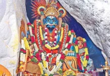 కొమురవెల్లి మల్లన్న: భక్తుల సంఖ్య పెరుగుతున్న సౌకర్యాలు అంతంత మాత్రమే..! Komuravelli Mallanna Temple Lagging In Digital Services When Will Online Facilities Arrive