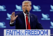 Trumps New Conditions For Green Card, Trumps New Conditions, New Conditions For Green Card, Green Card New Conditions, Donald Trump, Gold Card, Us President, New Conditions, Changes In The H1B Visa Program, H1B Visa Program, H1B Visa, America, Immigration Services, US Citizenship, USA Visa, Massive Surge In India, US Birth Citizenship, Trump, New York, America, USA, America News, America Live Updates, National News, International News, Live Updates, Breaking News, Headlines, Live News, Mango News, Mango News Telugu