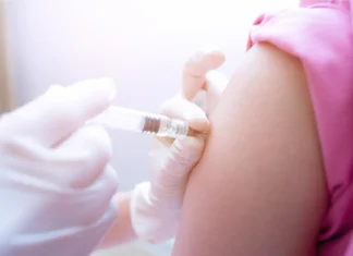Cancer Vaccine For Girls Within 6 Months