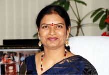 DK Arunas Take On Women In Politics Sacrifices And Opportunities, Politics Sacrifices And Opportunities, DK Arunas Take On Women, Women In Politics, BJP, DK Aruna, Politics, Women Leadership, Women Reservation Bill, Hyderabad, Hyderabad Live Updates, Latest Hyderabad News, Telangana, TS Politics, TS Live Updates, Political News, Mango News, Mango News Telugu