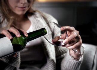 Rising Alcohol Consumption In India Increasing Addiction Among Women, Alcohol Consumption In India, Alcohol Addiction Among Women, Alcohol Addiction, India Increasing Alcohol Consumption, Alcohol Consumption, Assam Alcohol Survey, Government Revenue From Liquor, India Drinking Trends, Women And Alcohol, National News, International News, India, BJP, PM Modi, Live Updates, Breaking News, Live News, Mango News, Mango News Telugu