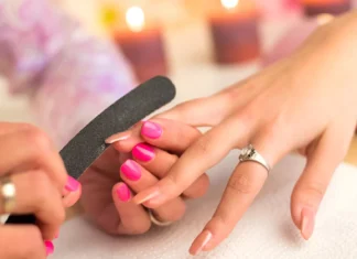 Is It Good To Wear Nail Polish Or Not