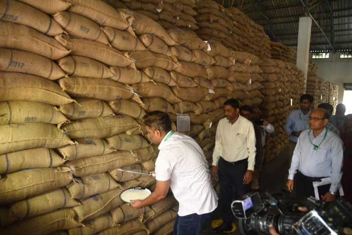 Telangana Government Introduces New Scheme Fine Rice Distribution From April 1