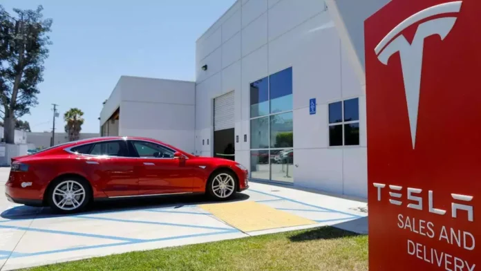 Tesla Sets Foot In India With Its First Mumbai Showroom, Tesla Sets Foot In India, Tesla First Showroom In Mumbai, Tesla Showroom In India, Tesla Showroom, Tesla, E Market, India, Mumbai, Showroom, National News, International News, India, BJP, PM Modi, Live Updates, Breaking News, Live News, Mango News, Mango News Telugu