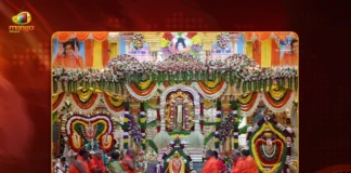 Sathya Sai Baba's Centenary Celebrations Begin Grandly in Puttaparthi, Rathotsavam Held With 9.2 kg Gold Idol