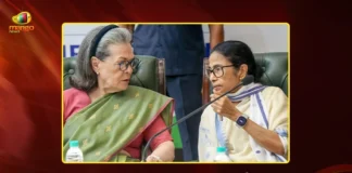 Sonia Gandhi Proposes Merger of TMC with Congress, Mamata Banerjee Seeks Time to Respond