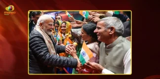 PM Modi Receives Grand Welcome With Vande Mataram Chants at Melbourne, Australia
