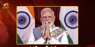 PM Modi Selfie Video Creates History With 303 Million Views and Earns 10 Lakh Instagram Followers Overnight