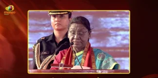 President Droupadi Murmu Confers Degrees To Students at First Convocation of Central University of AP
